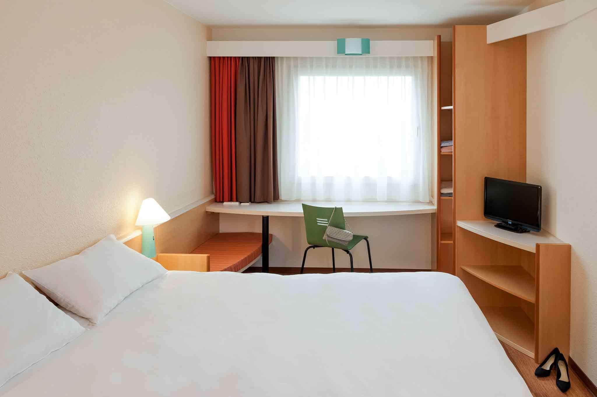 Ibis Budapest Centrum Exterior foto