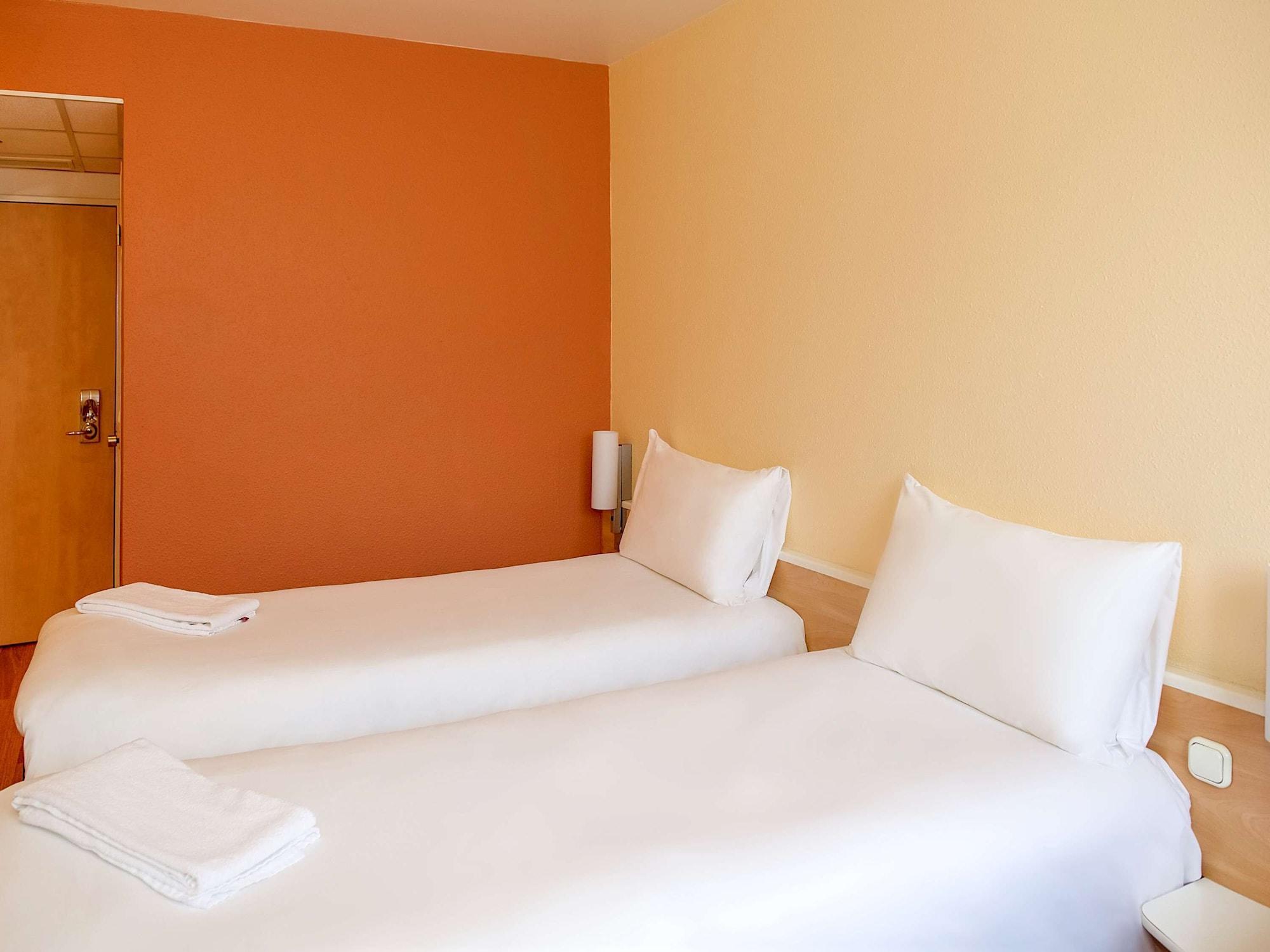 Ibis Budapest Centrum Exterior foto